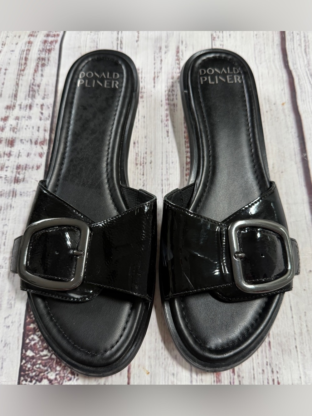 Donald J Pliner RIMONACI Black Patent Buckle Slide Sandals 8M